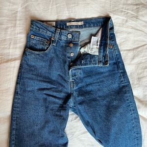 Levi’s Ribcage Straight Jeans Size 25